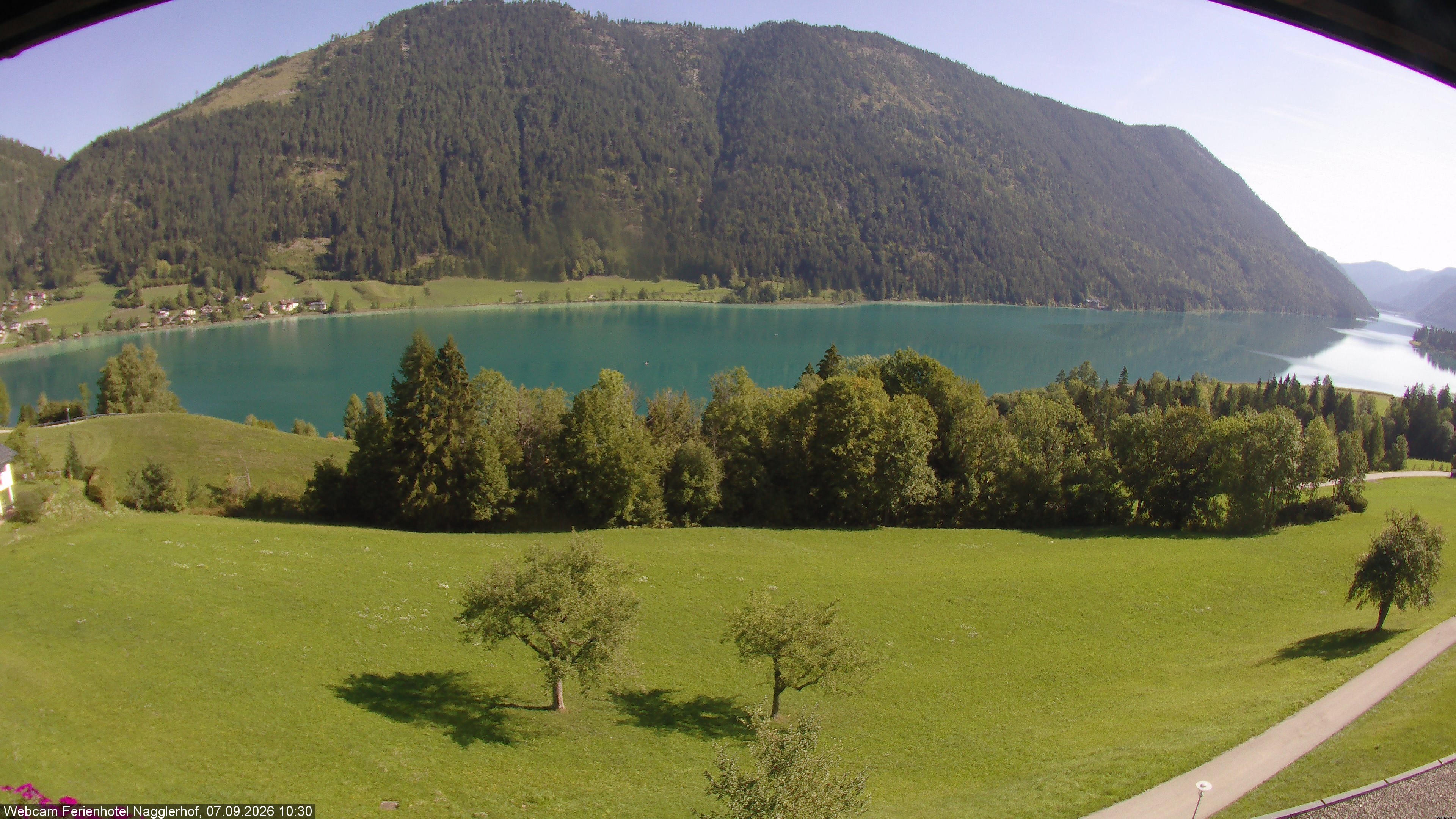 Archiv Foto Webcam Weißensee: Sicht vom Ferienhotel Nagglerhof