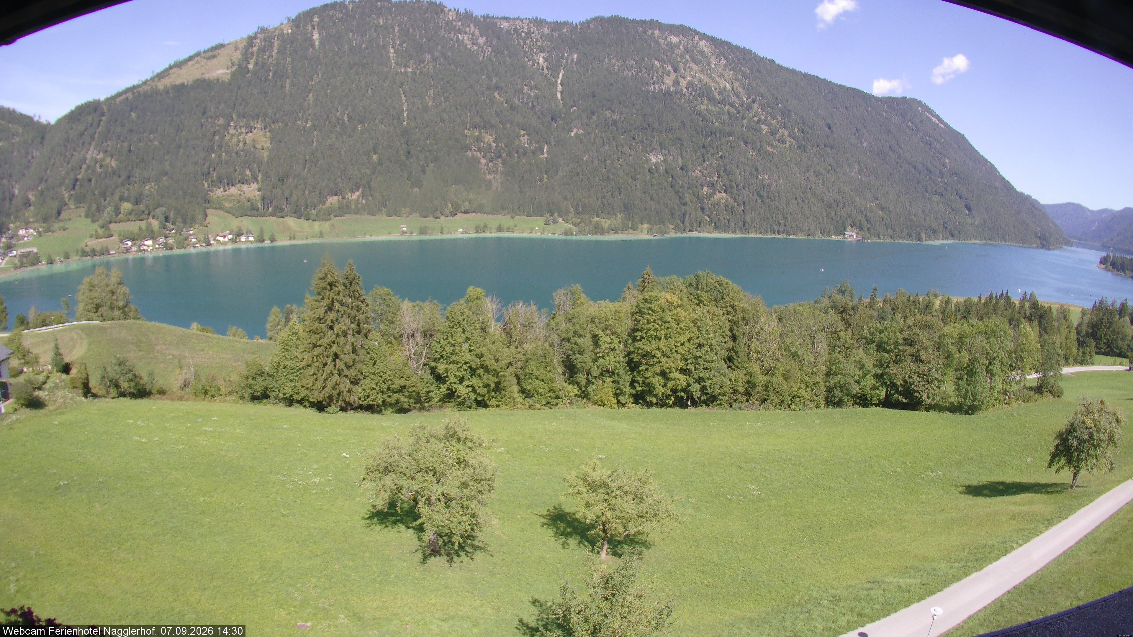 Archiv Foto Webcam Weißensee: Sicht vom Ferienhotel Nagglerhof