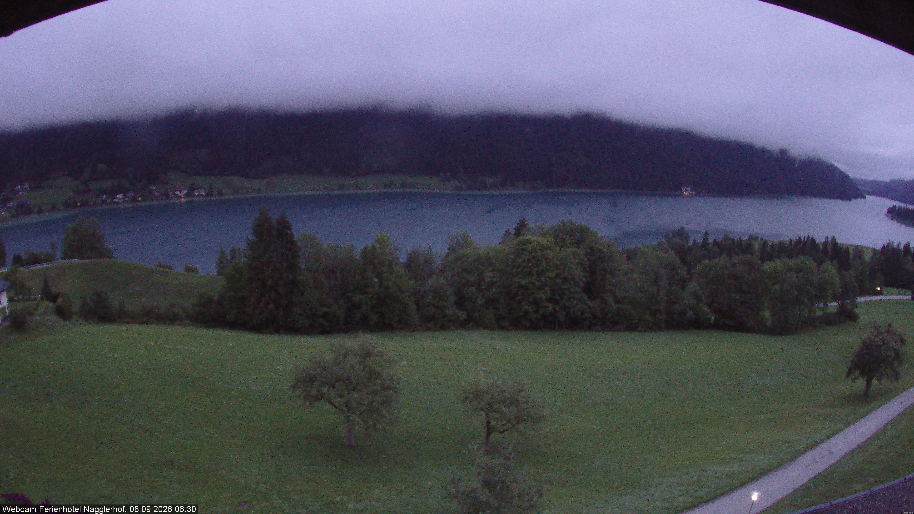 Archiv Foto Webcam Weißensee: Sicht vom Ferienhotel Nagglerhof