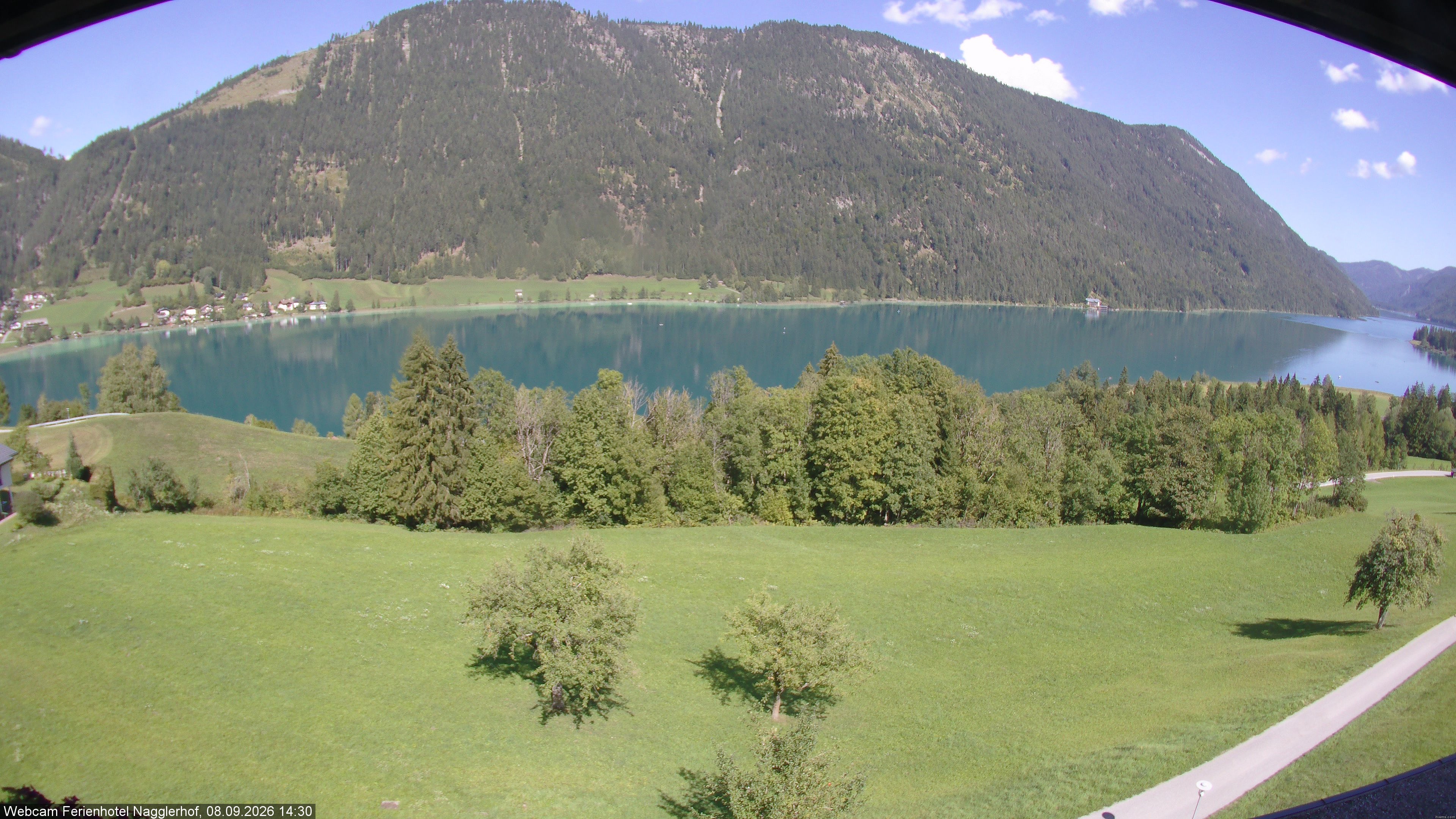 Archiv Foto Webcam Weißensee: Sicht vom Ferienhotel Nagglerhof