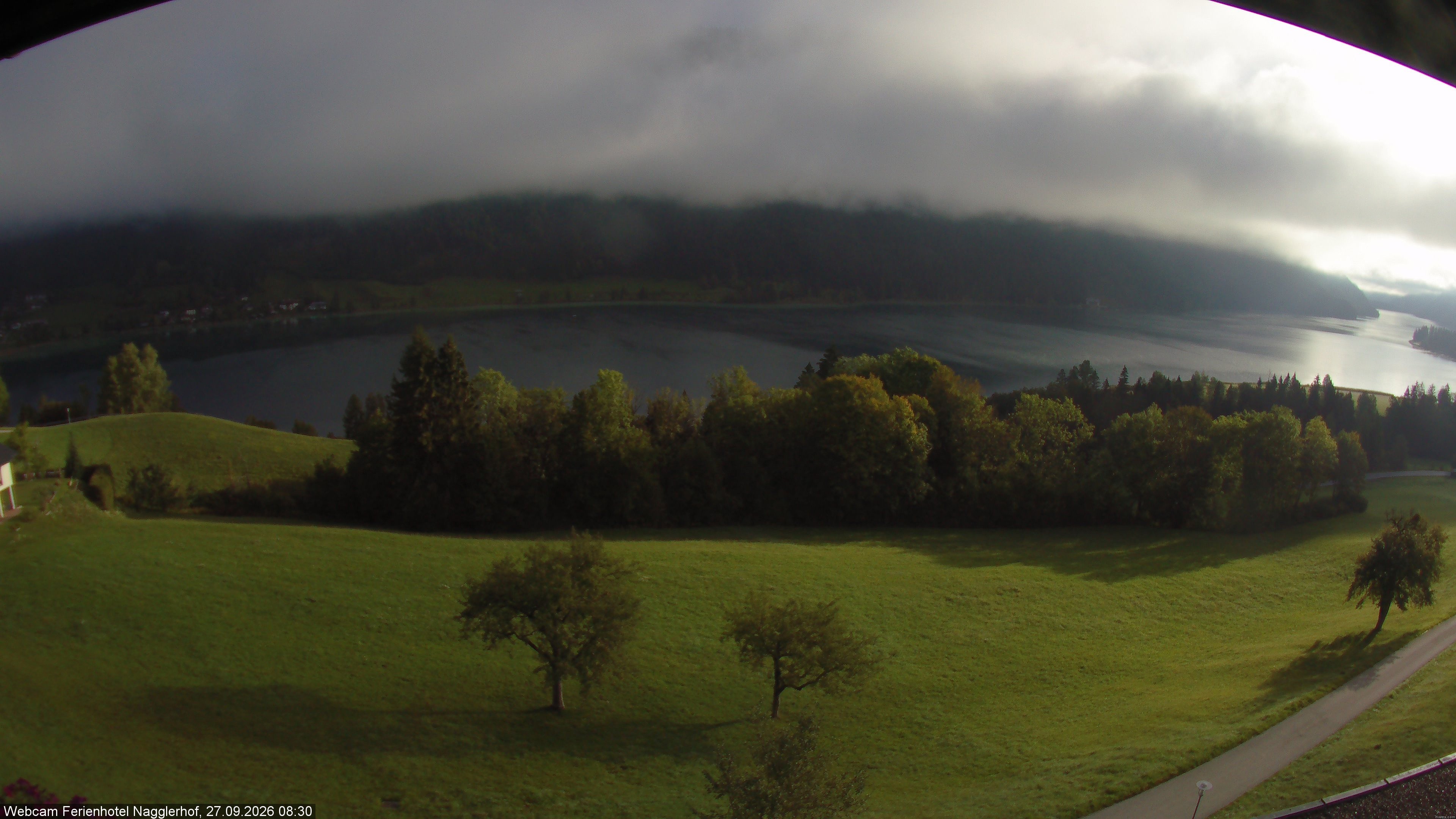 Archiv Foto Webcam Weißensee: Sicht vom Ferienhotel Nagglerhof