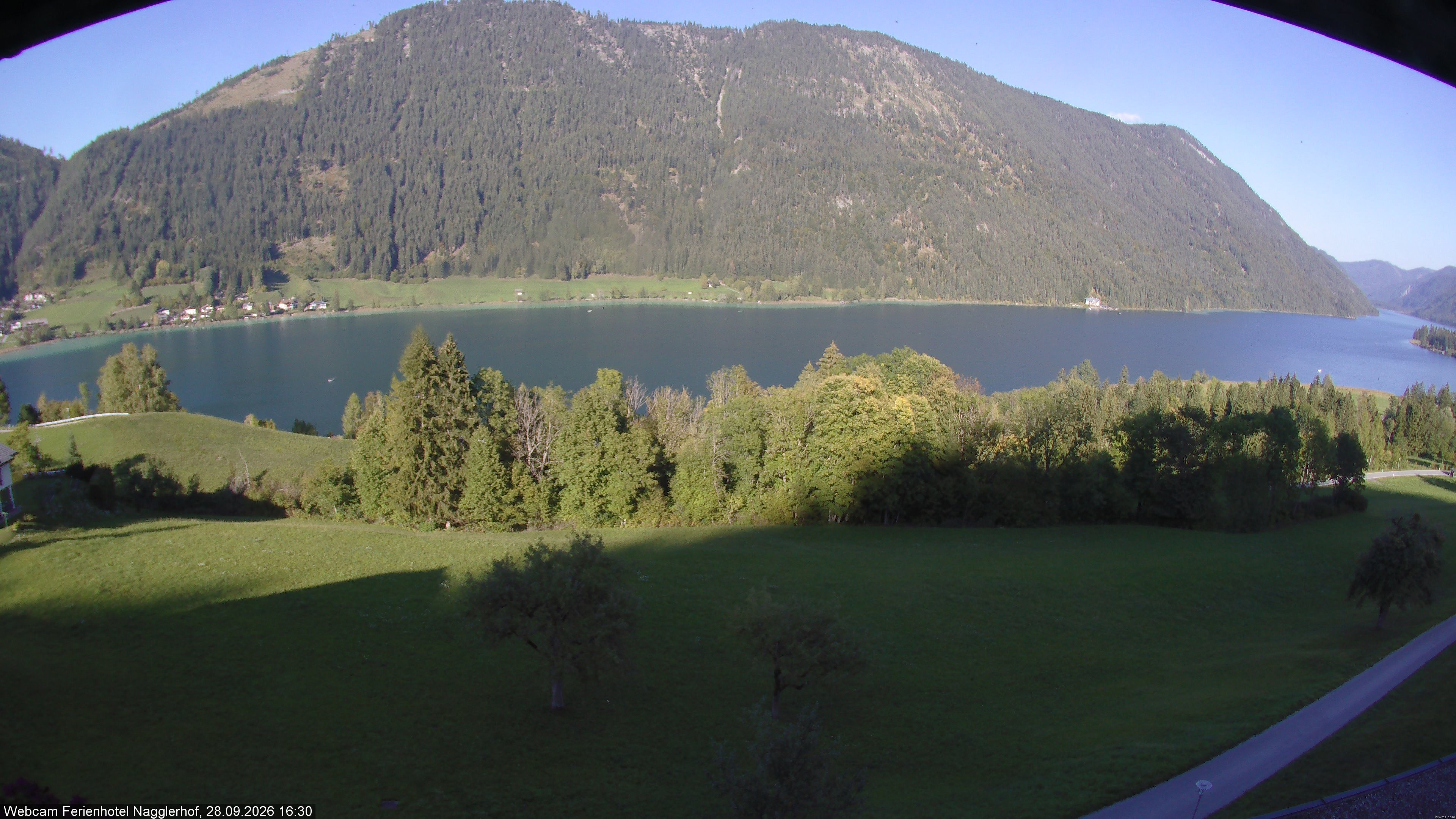 Archiv Foto Webcam Weißensee: Sicht vom Ferienhotel Nagglerhof