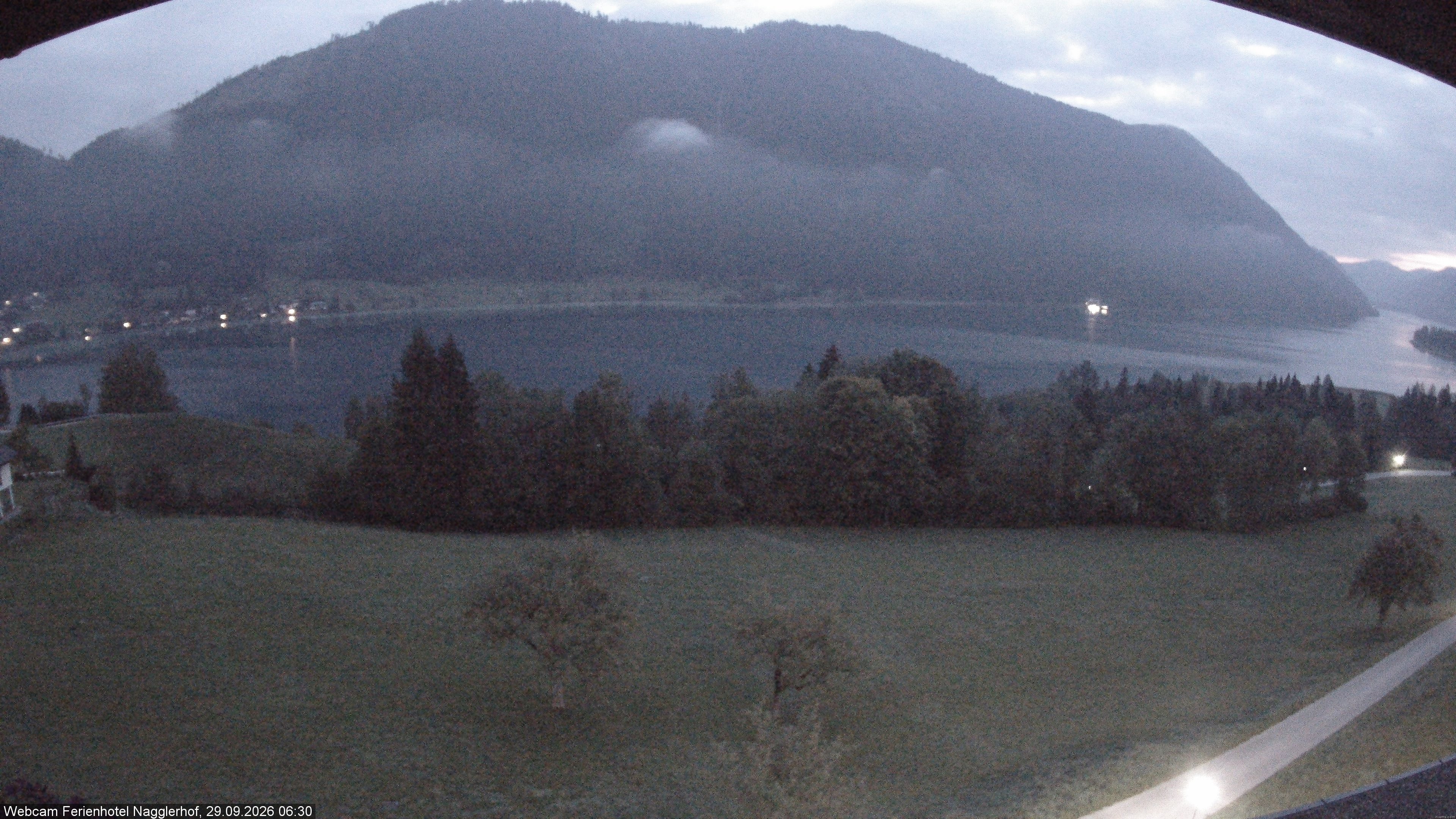 Archiv Foto Webcam Weißensee: Sicht vom Ferienhotel Nagglerhof