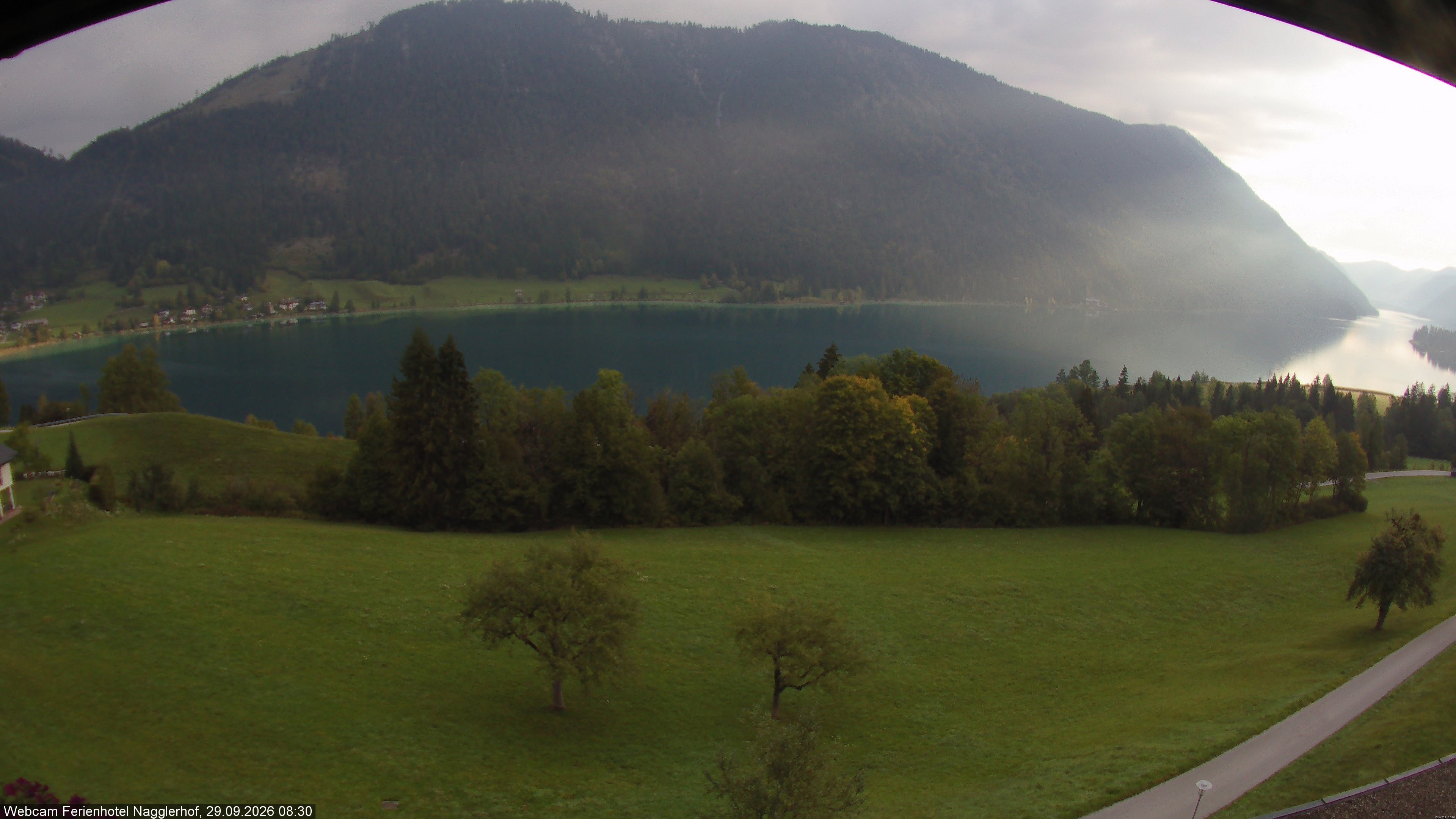 Archiv Foto Webcam Weißensee: Sicht vom Ferienhotel Nagglerhof