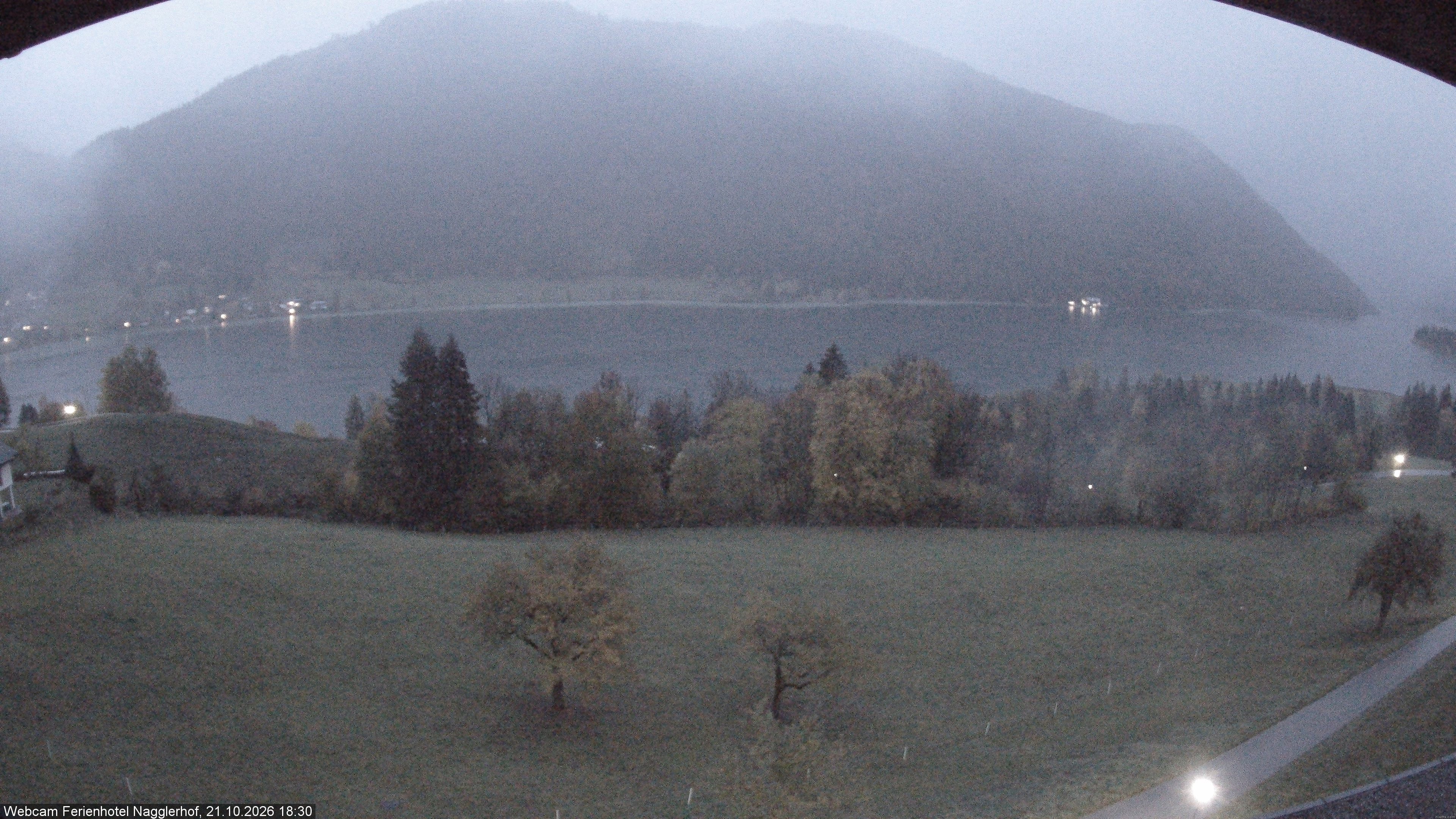 Archiv Foto Webcam Weißensee: Sicht vom Ferienhotel Nagglerhof