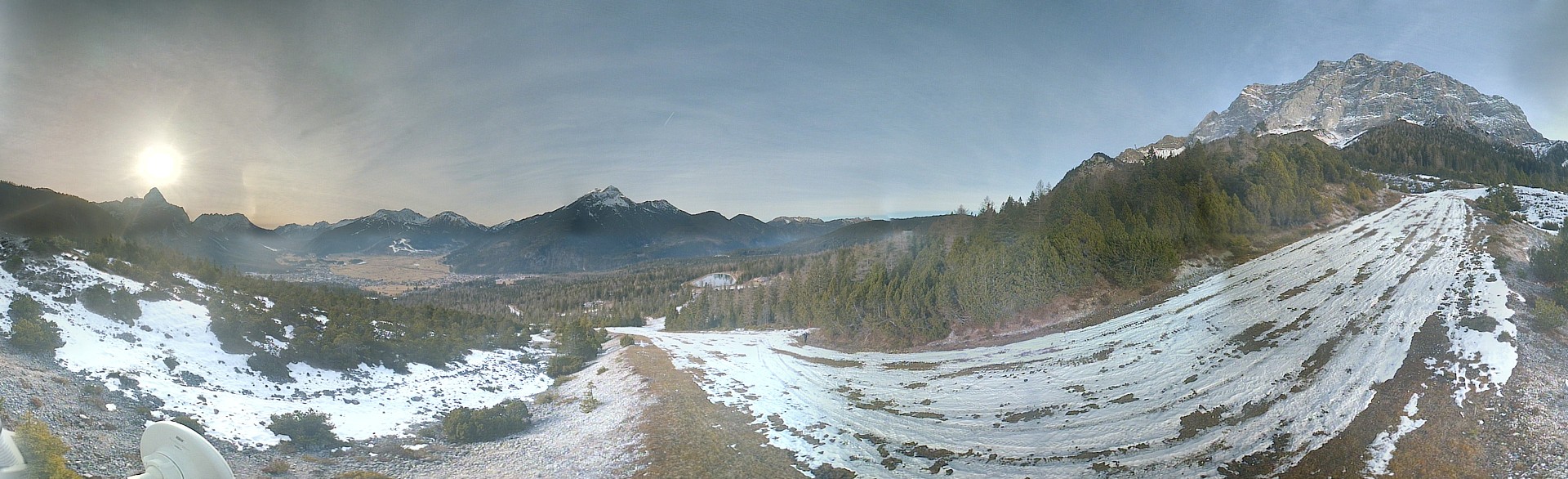 Archiv Foto Webcam Weißlähnabfahrt, Skigebiet Ehrwald