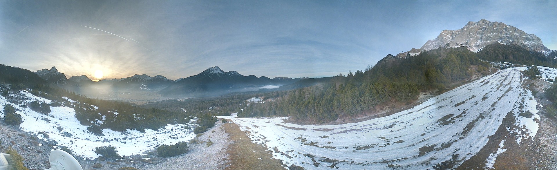 Archiv Foto Webcam Weißlähnabfahrt, Skigebiet Ehrwald