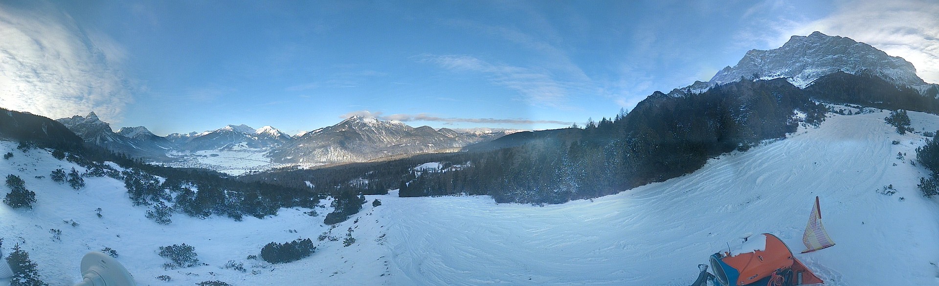 Archiv Foto Webcam Weißlähnabfahrt, Skigebiet Ehrwald