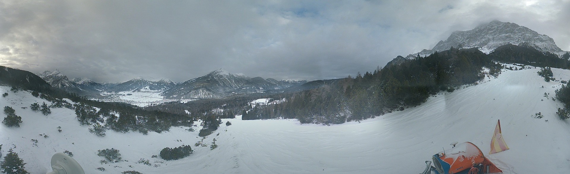 Archiv Foto Webcam Weißlähnabfahrt, Skigebiet Ehrwald