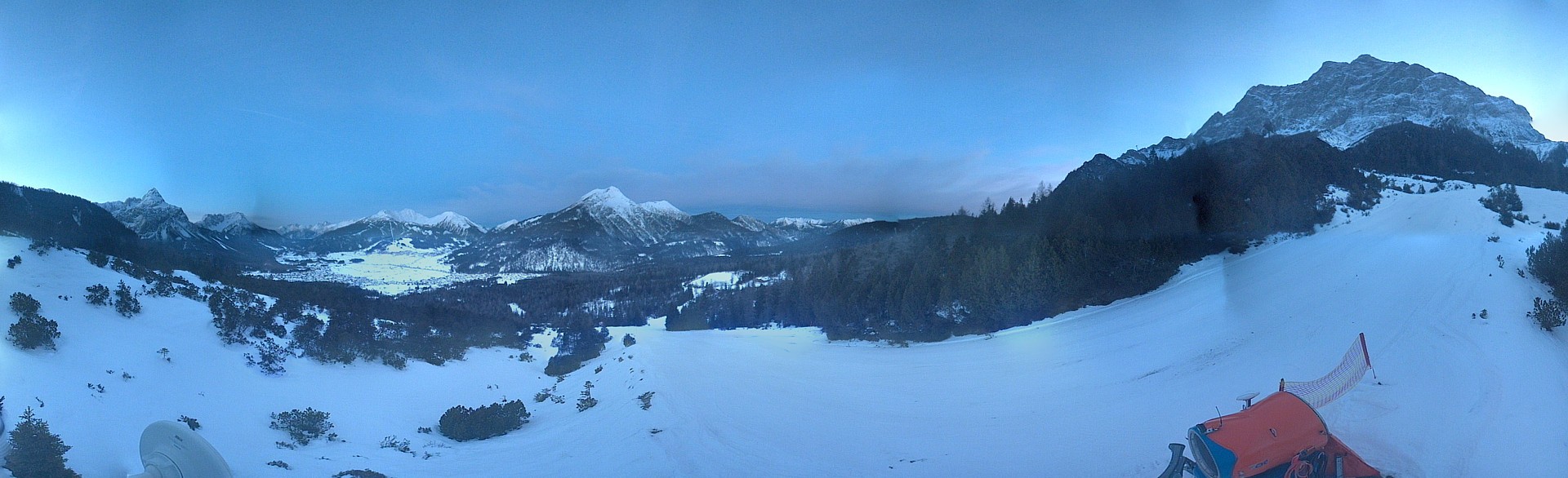Archiv Foto Webcam Weißlähnabfahrt, Skigebiet Ehrwald