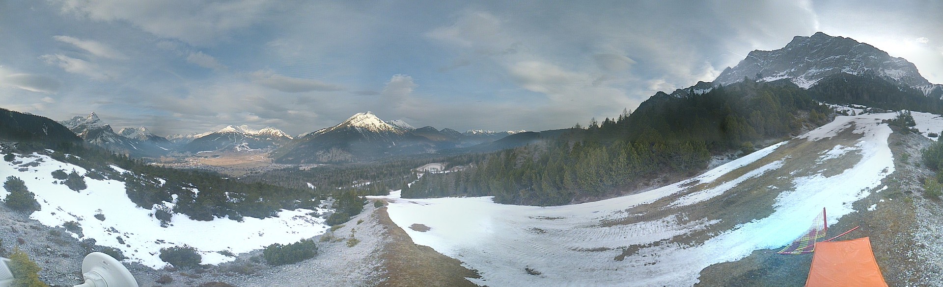 Archiv Foto Webcam Weißlähnabfahrt, Skigebiet Ehrwald