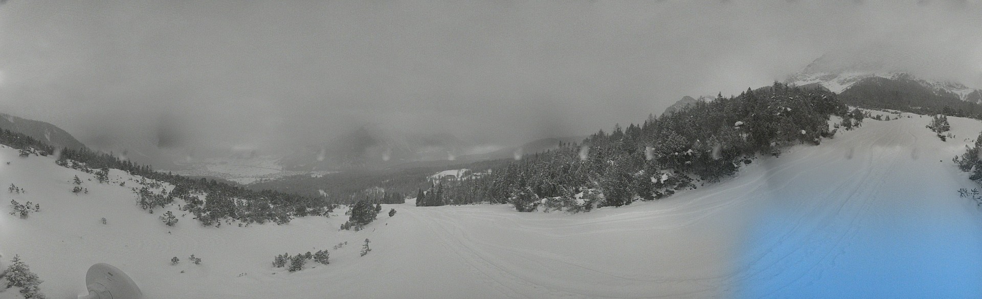 Archiv Foto Webcam Weißlähnabfahrt, Skigebiet Ehrwald