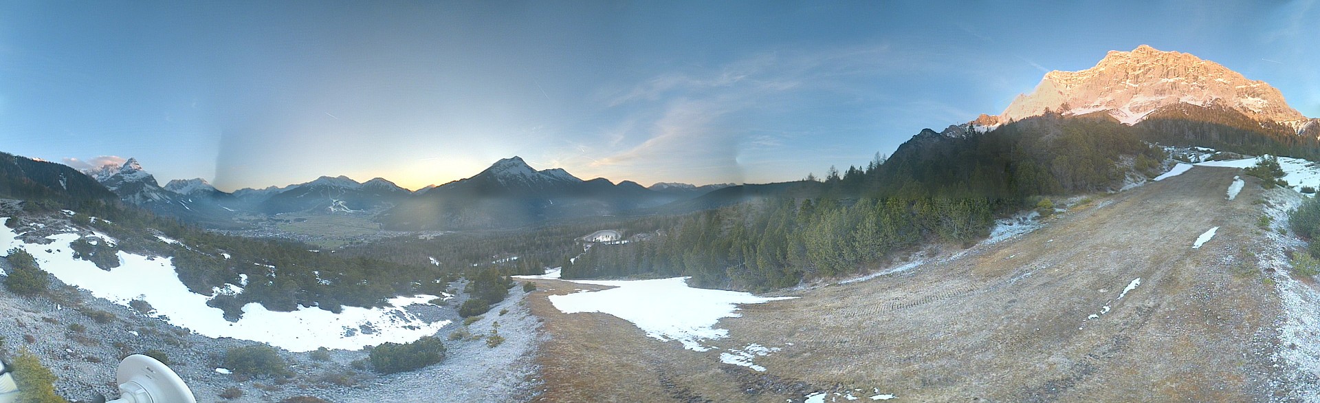 Archived image Webcam "Weißlähnabfahrt" ski slope