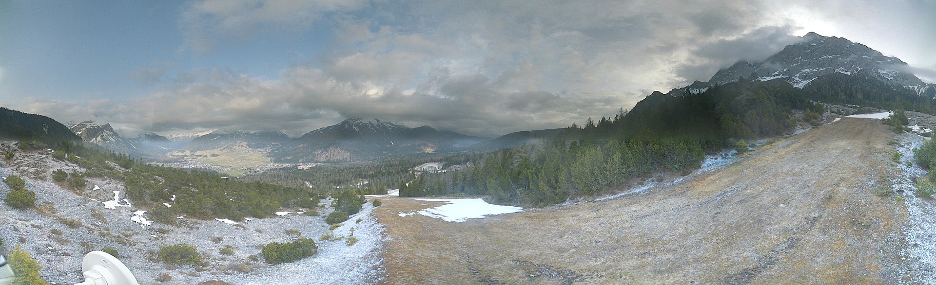 Archived image Webcam "Weißlähnabfahrt" ski slope