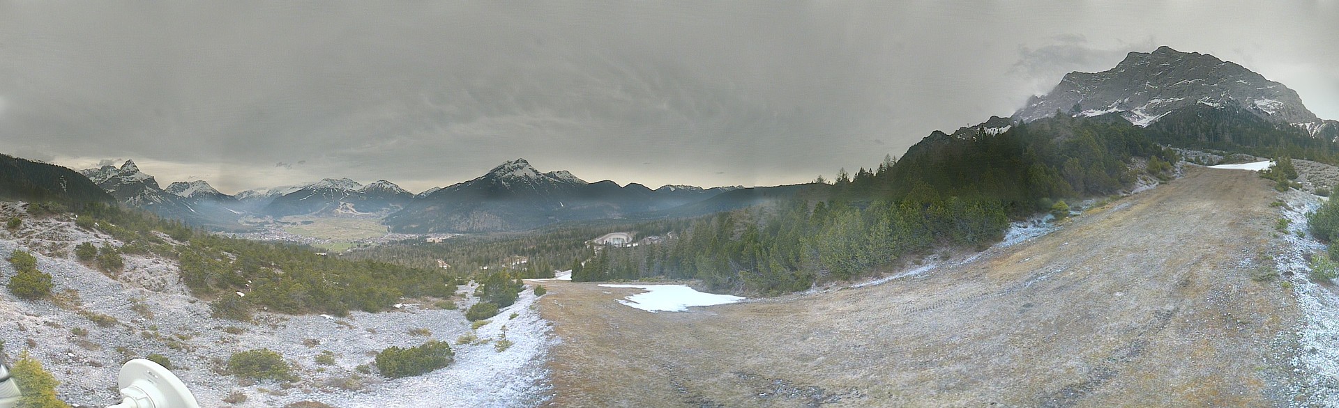 Archiv Foto Webcam Weißlähnabfahrt, Skigebiet Ehrwald