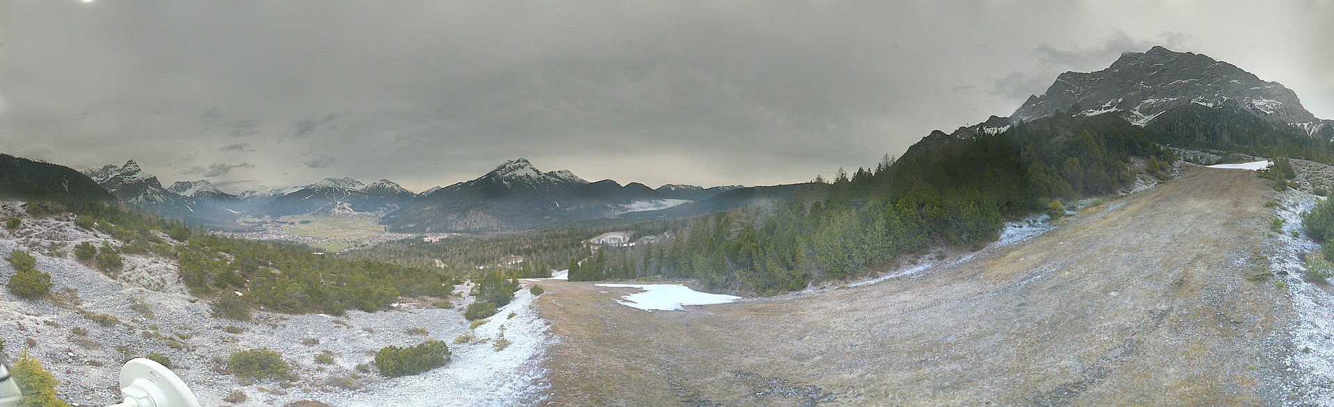 Archiv Foto Webcam Weißlähnabfahrt, Skigebiet Ehrwald