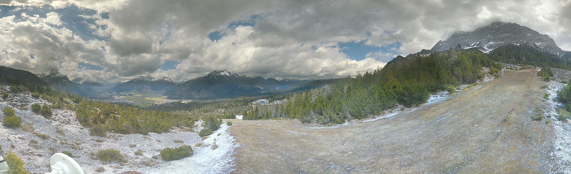 Archiv Foto Webcam Weißlähnabfahrt, Skigebiet Ehrwald