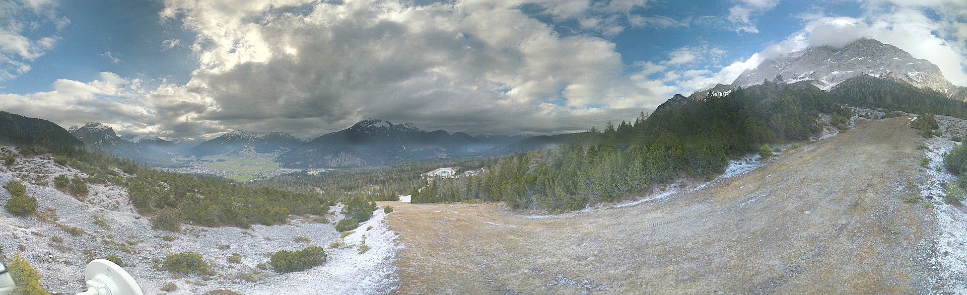 Archiv Foto Webcam Weißlähnabfahrt, Skigebiet Ehrwald