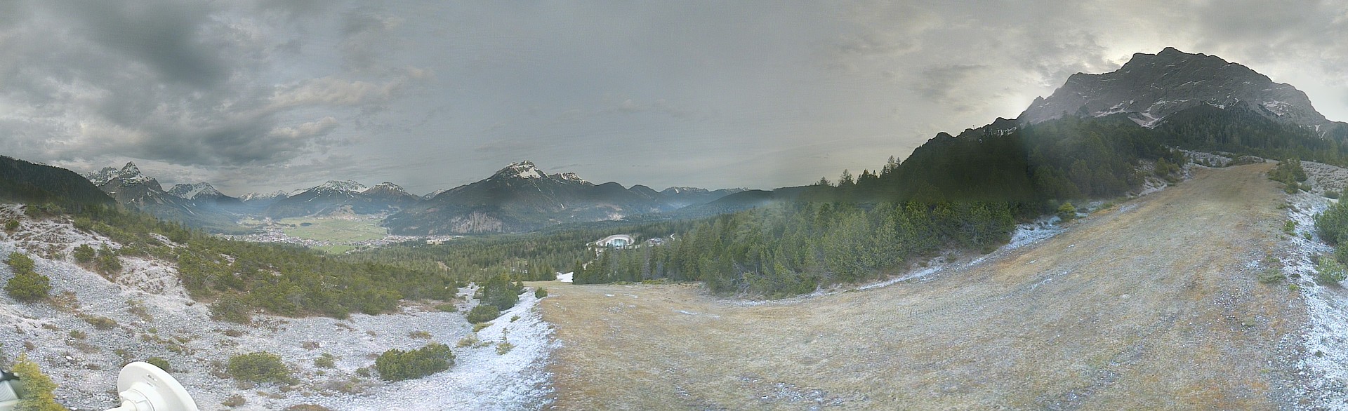 Archiv Foto Webcam Weißlähnabfahrt, Skigebiet Ehrwald