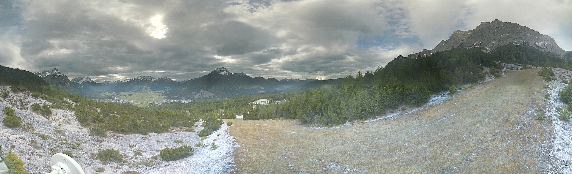 Archiv Foto Webcam Weißlähnabfahrt, Skigebiet Ehrwald