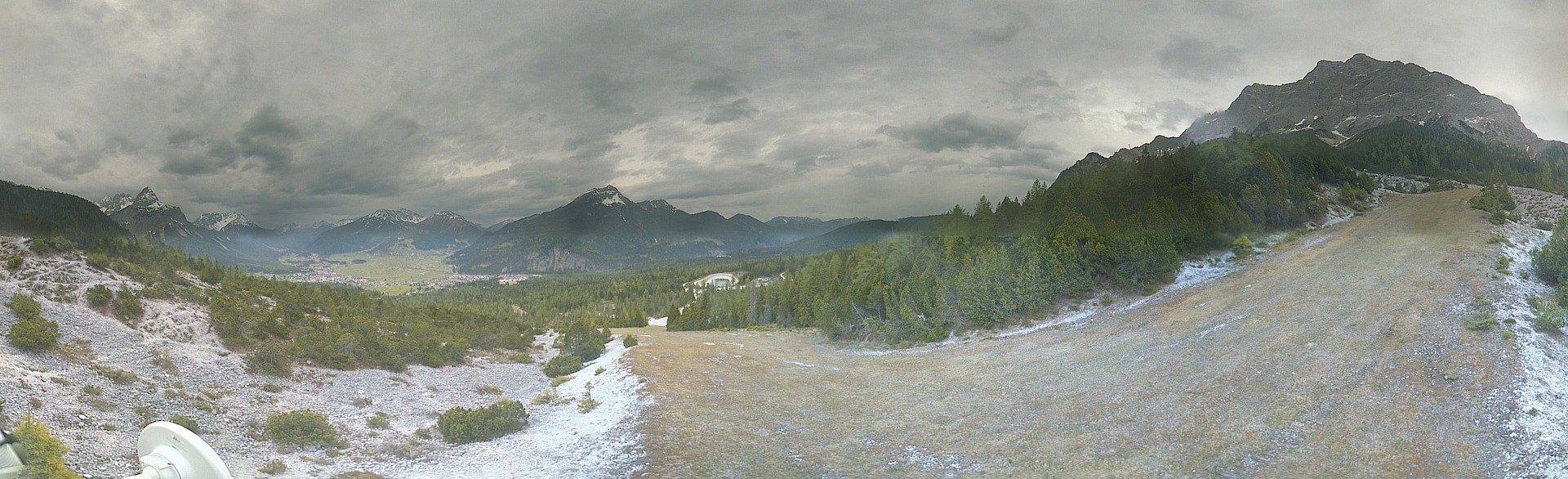 Archiv Foto Webcam Weißlähnabfahrt, Skigebiet Ehrwald