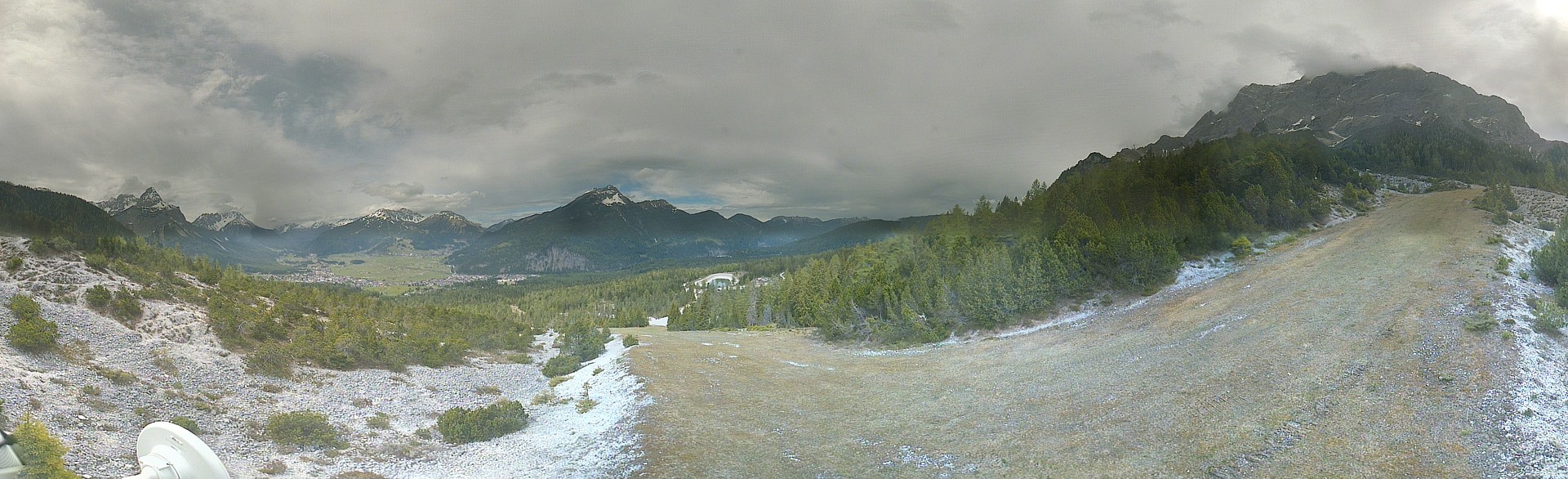 Archiv Foto Webcam Weißlähnabfahrt, Skigebiet Ehrwald