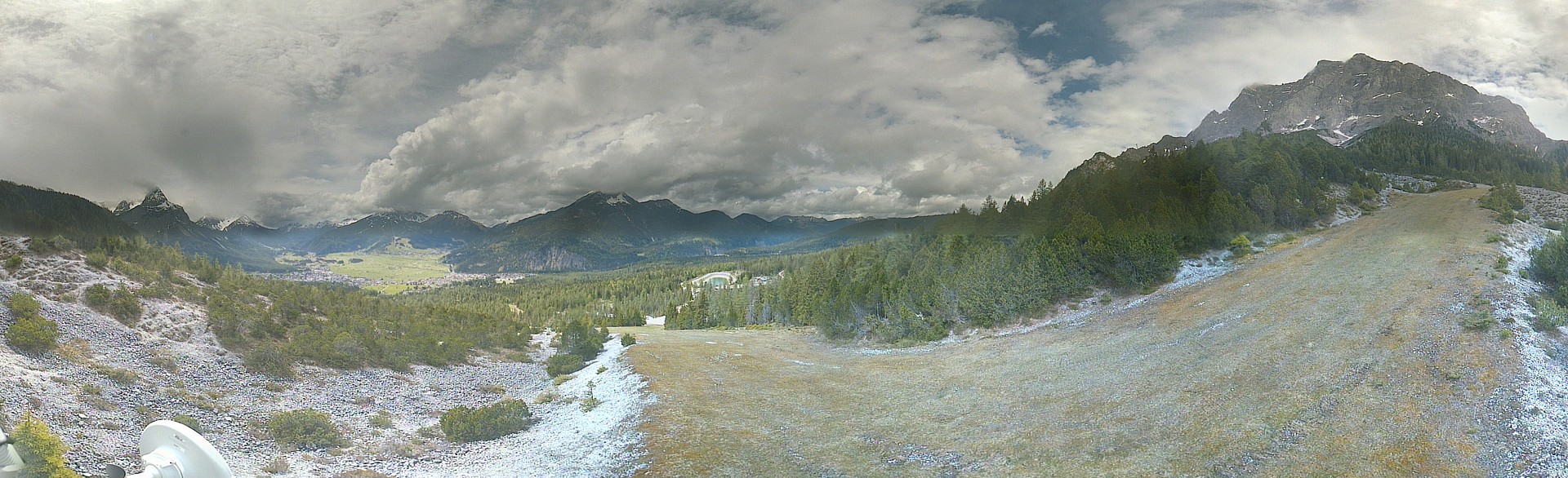 Archiv Foto Webcam Weißlähnabfahrt, Skigebiet Ehrwald