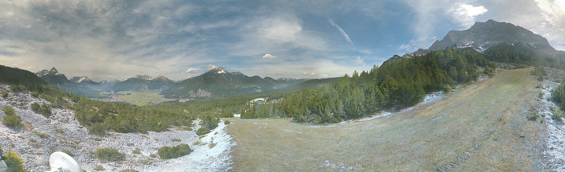 Archiv Foto Webcam Weißlähnabfahrt, Skigebiet Ehrwald