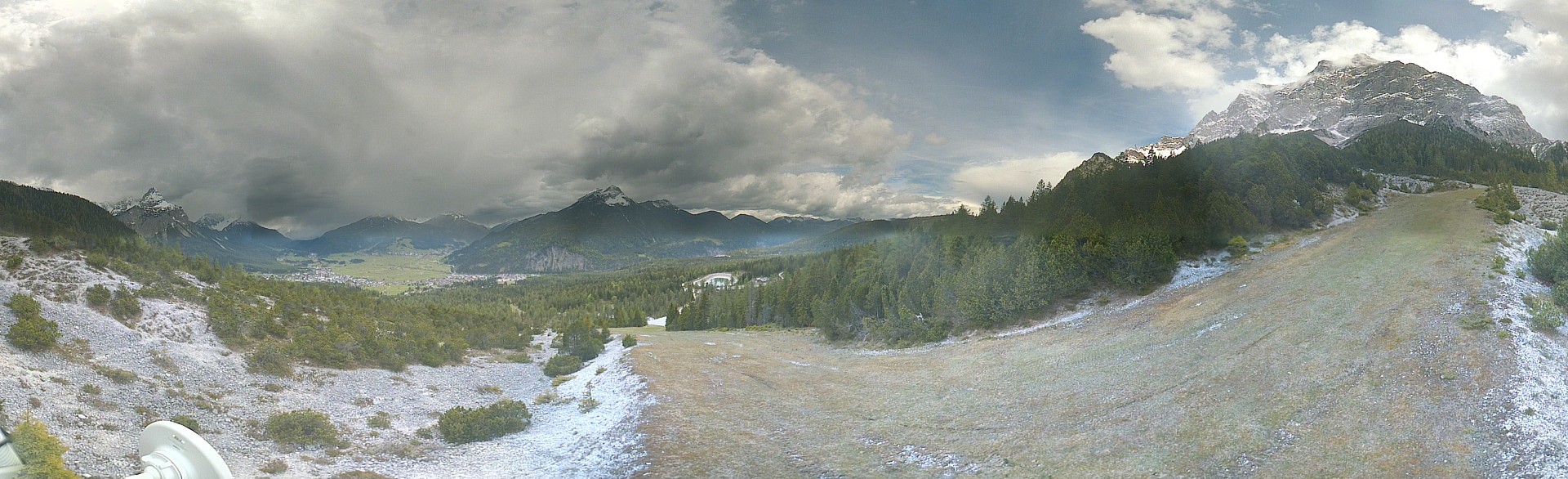Archiv Foto Webcam Weißlähnabfahrt, Skigebiet Ehrwald