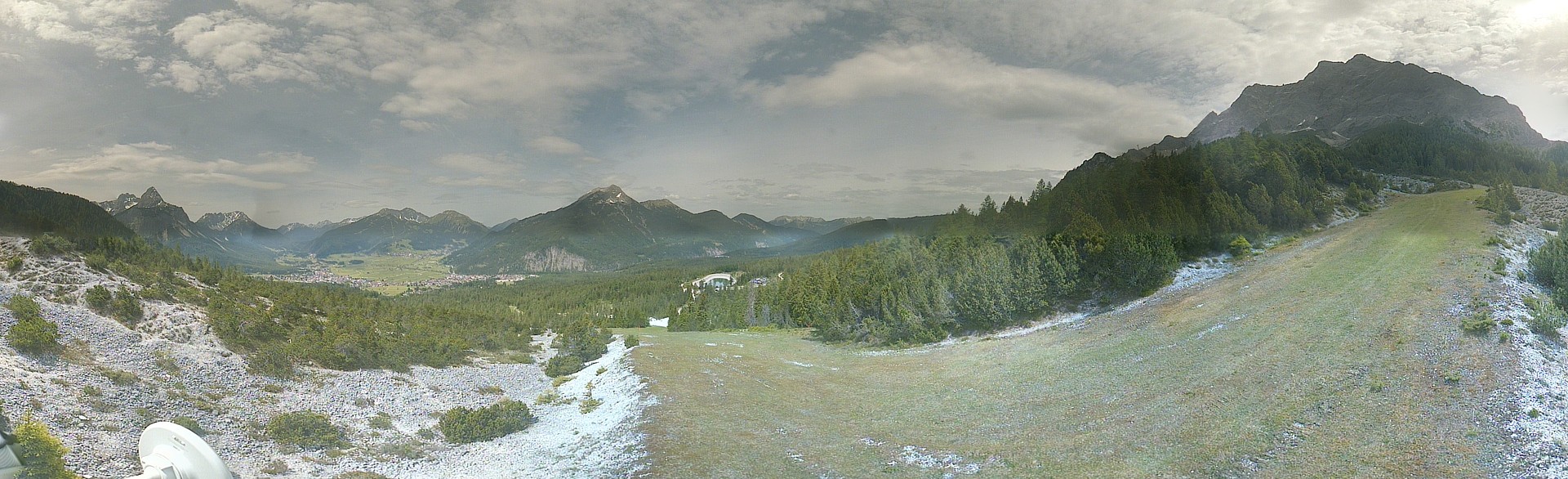 Archiv Foto Webcam Weißlähnabfahrt, Skigebiet Ehrwald