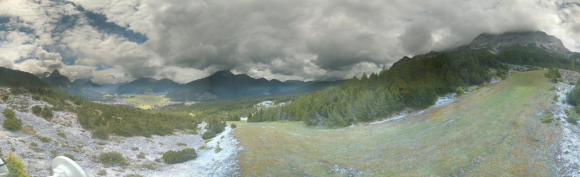 Archiv Foto Webcam Weißlähnabfahrt, Skigebiet Ehrwald
