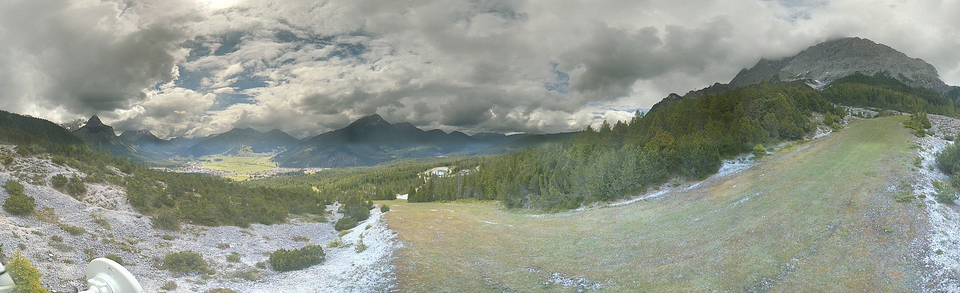 Archiv Foto Webcam Weißlähnabfahrt, Skigebiet Ehrwald
