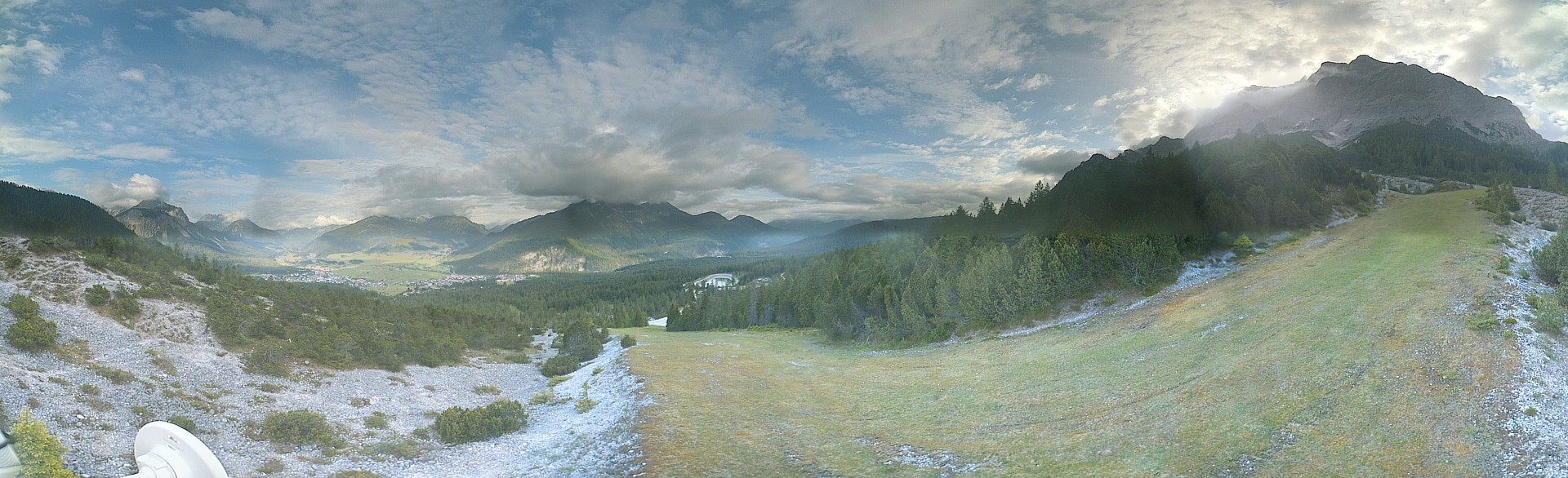 Archiv Foto Webcam Weißlähnabfahrt, Skigebiet Ehrwald