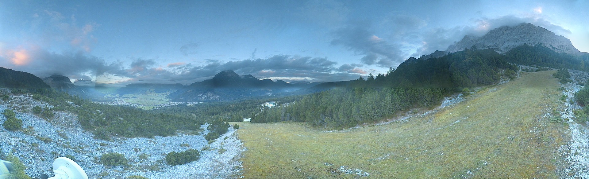 Archiv Foto Webcam Weißlähnabfahrt, Skigebiet Ehrwald