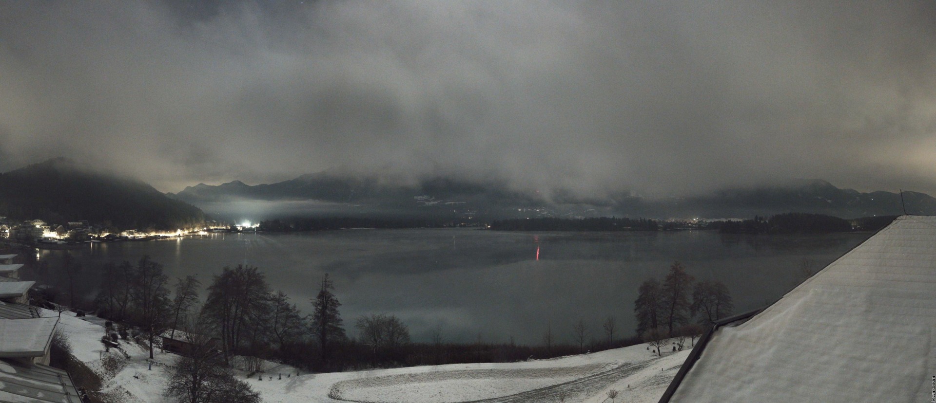Archived image Webcam Faaker See lake, view direction south