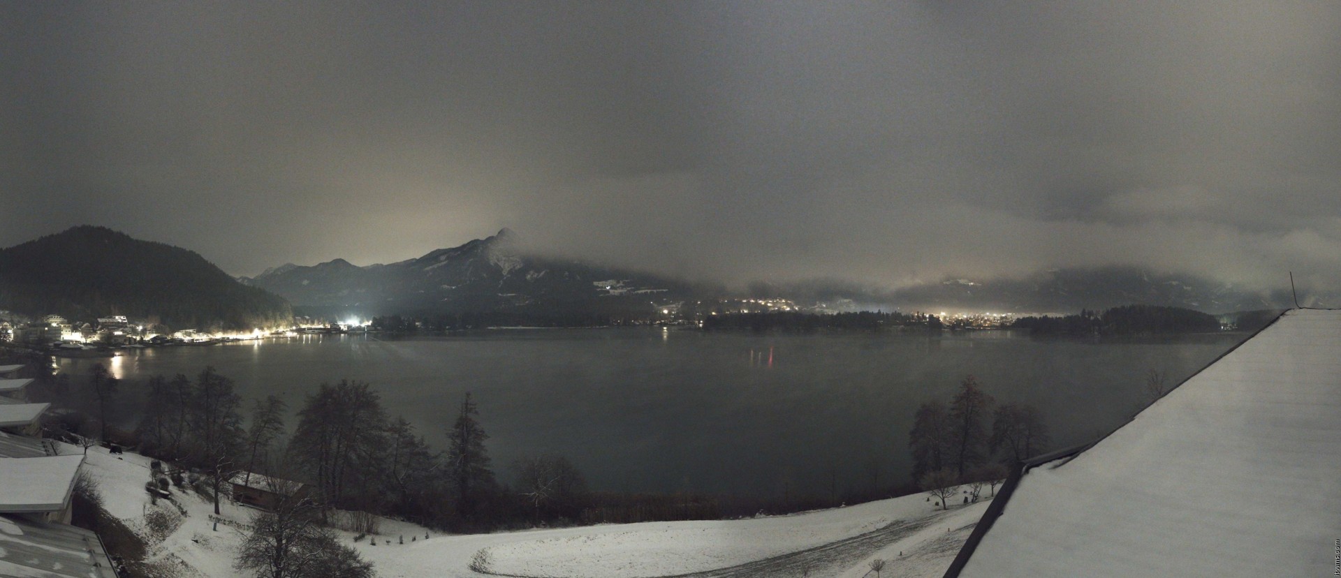Archived image Webcam Faaker See lake, view direction south