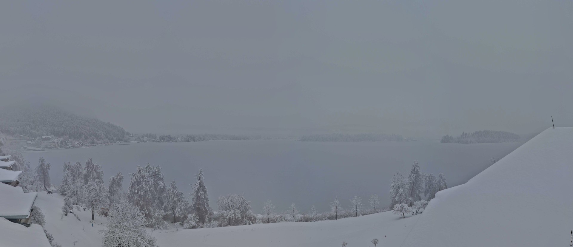 Archiv Foto Webcam Faaker See, Blickrichtung Süden