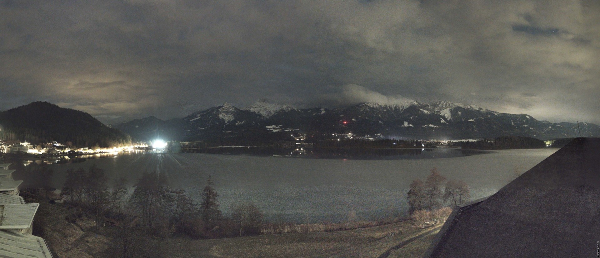 Archiv Foto Webcam Faaker See, Blickrichtung Süden