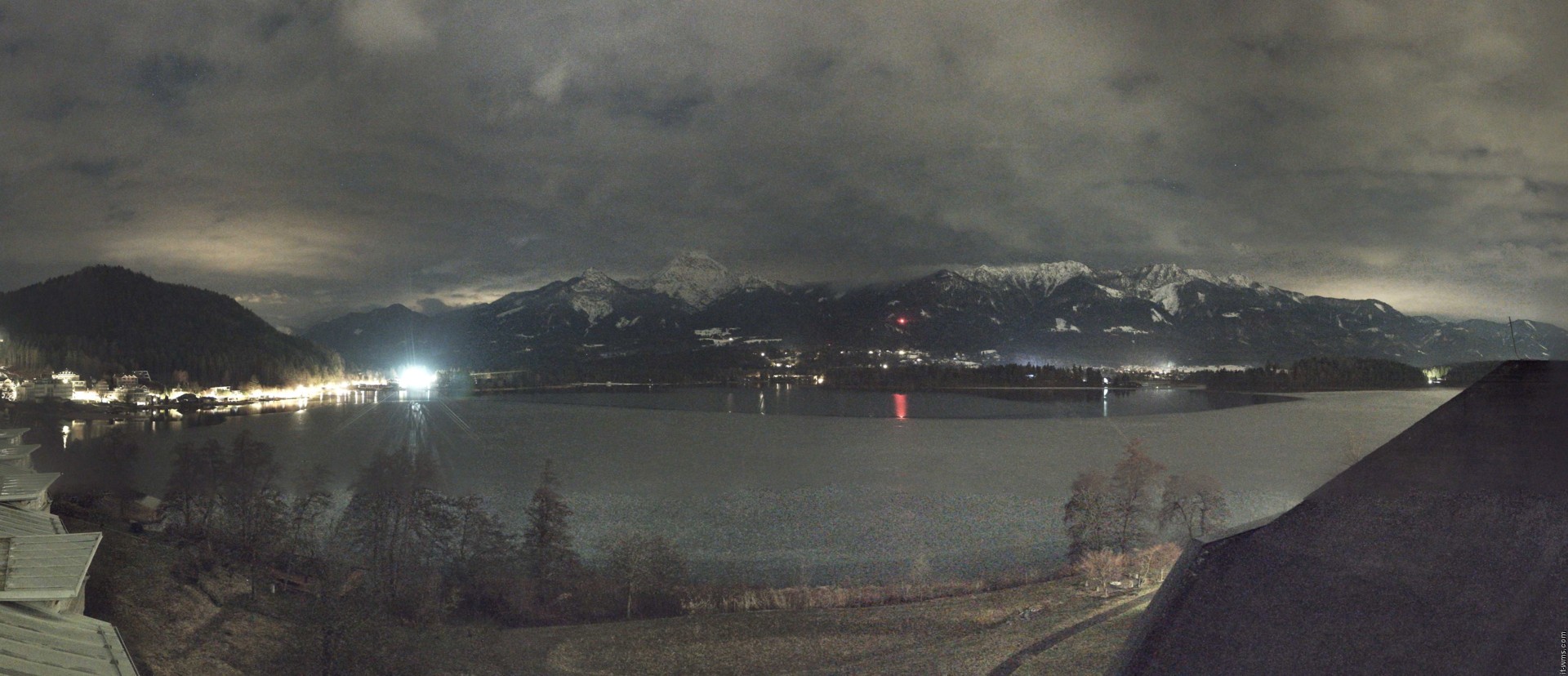 Archiv Foto Webcam Faaker See, Blickrichtung Süden