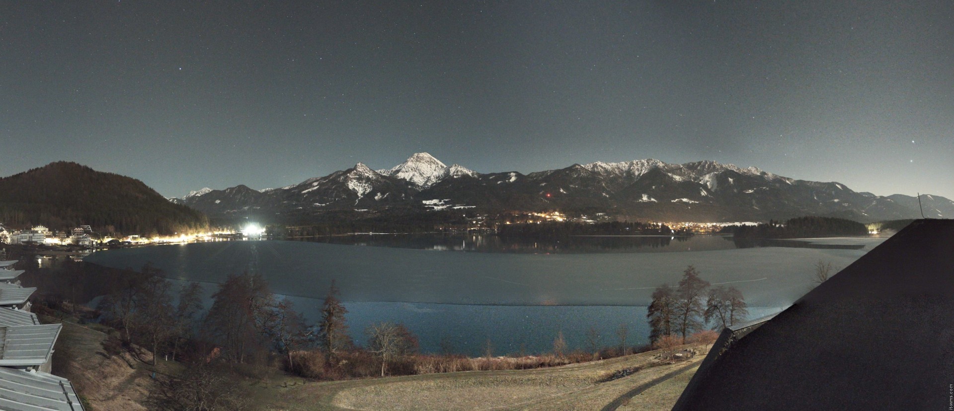 Archived image Webcam Faaker See lake, view direction south