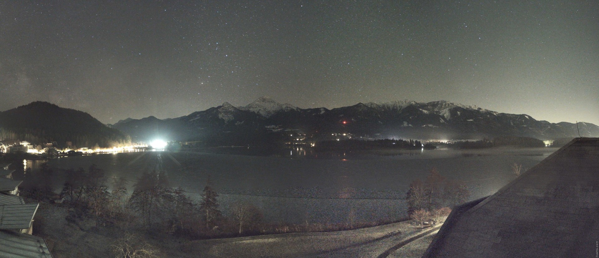 Archived image Webcam Faaker See lake, view direction south
