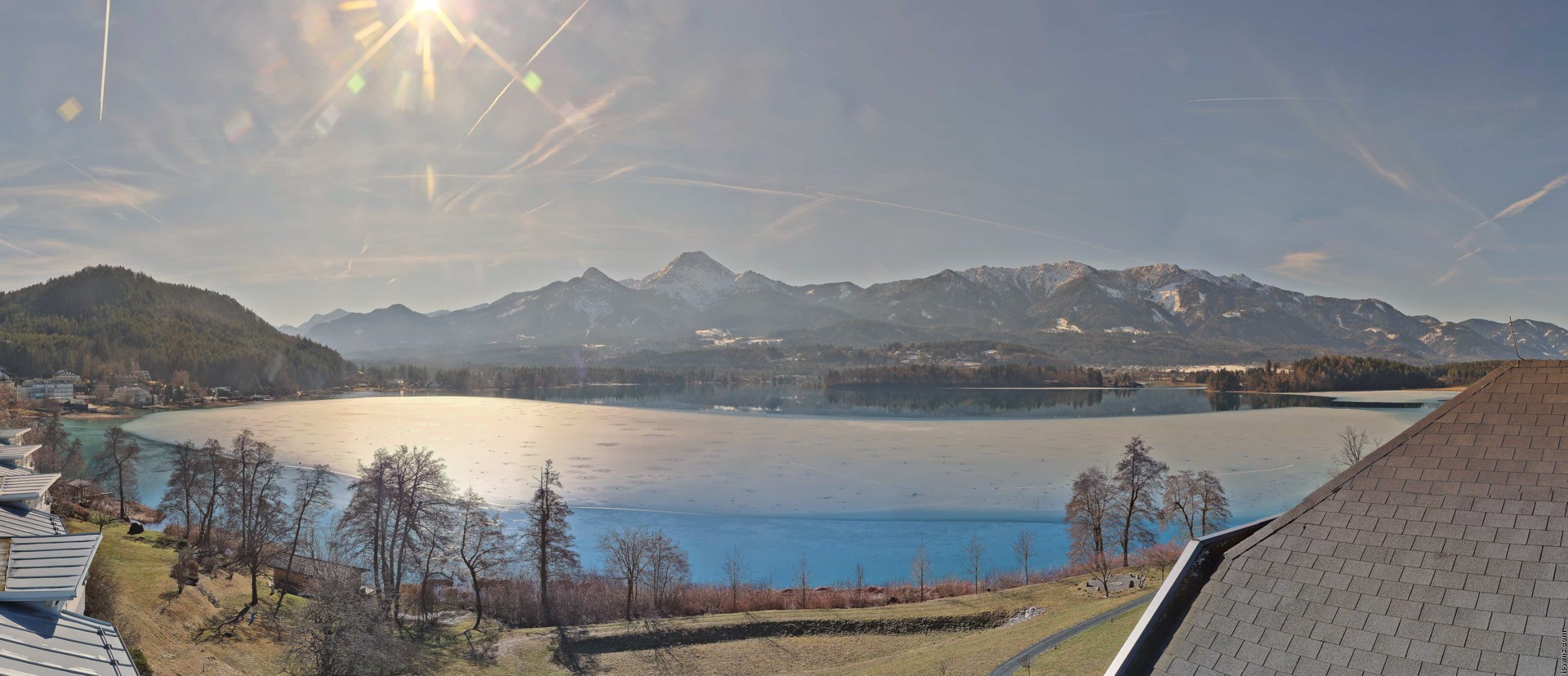 Archived image Webcam Faaker See lake, view direction south