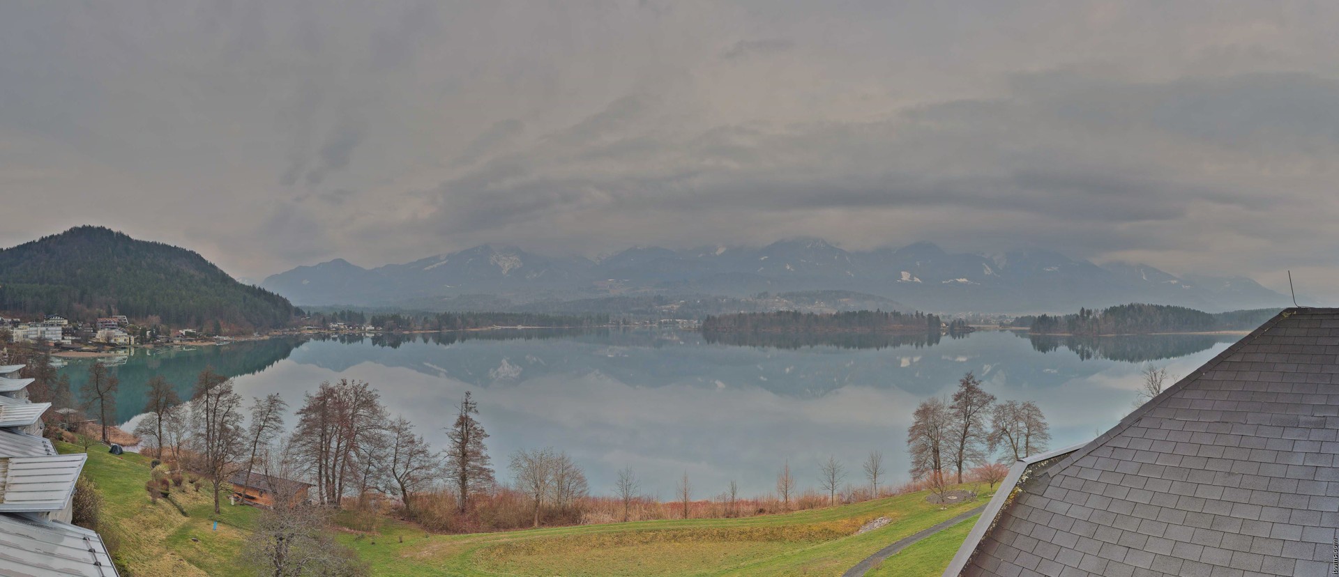 Archiv Foto Webcam Faaker See, Blickrichtung Süden