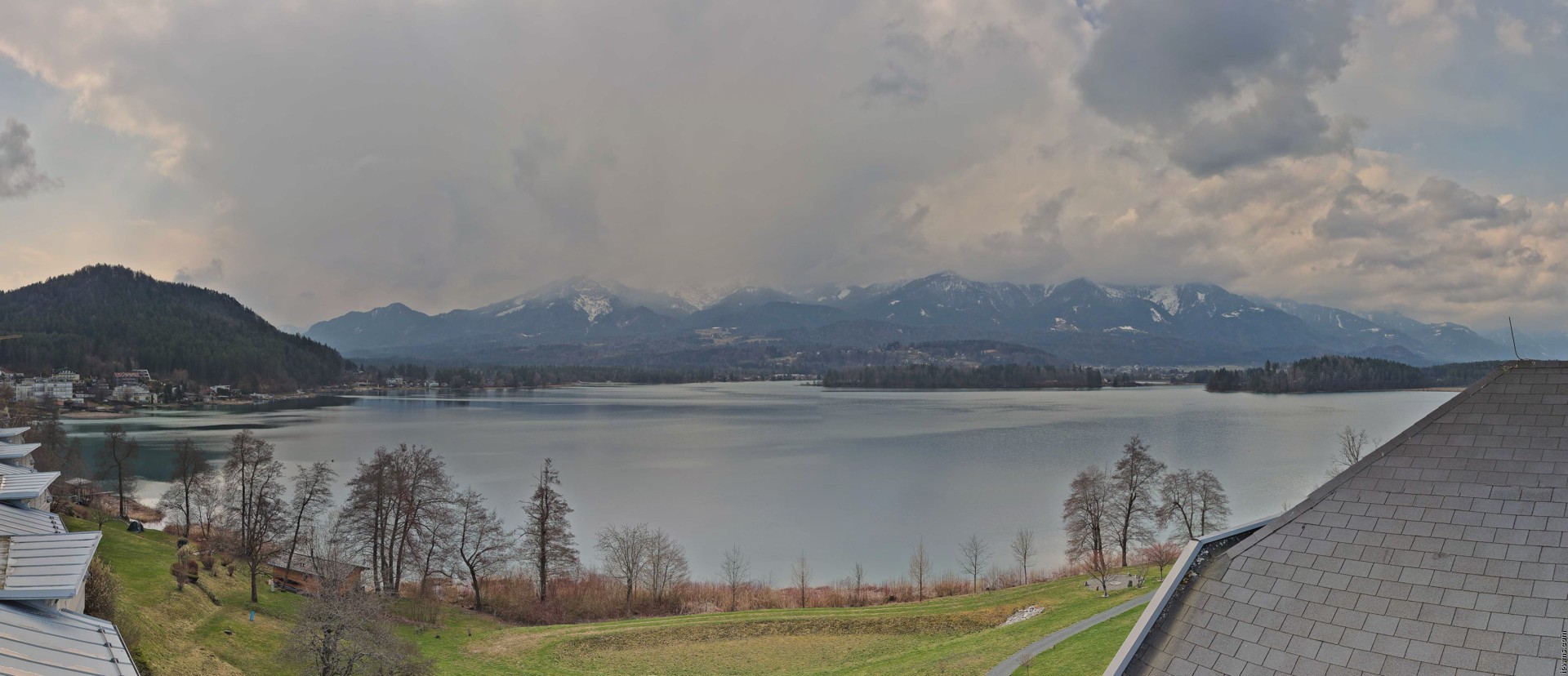 Archiv Foto Webcam Faaker See, Blickrichtung Süden