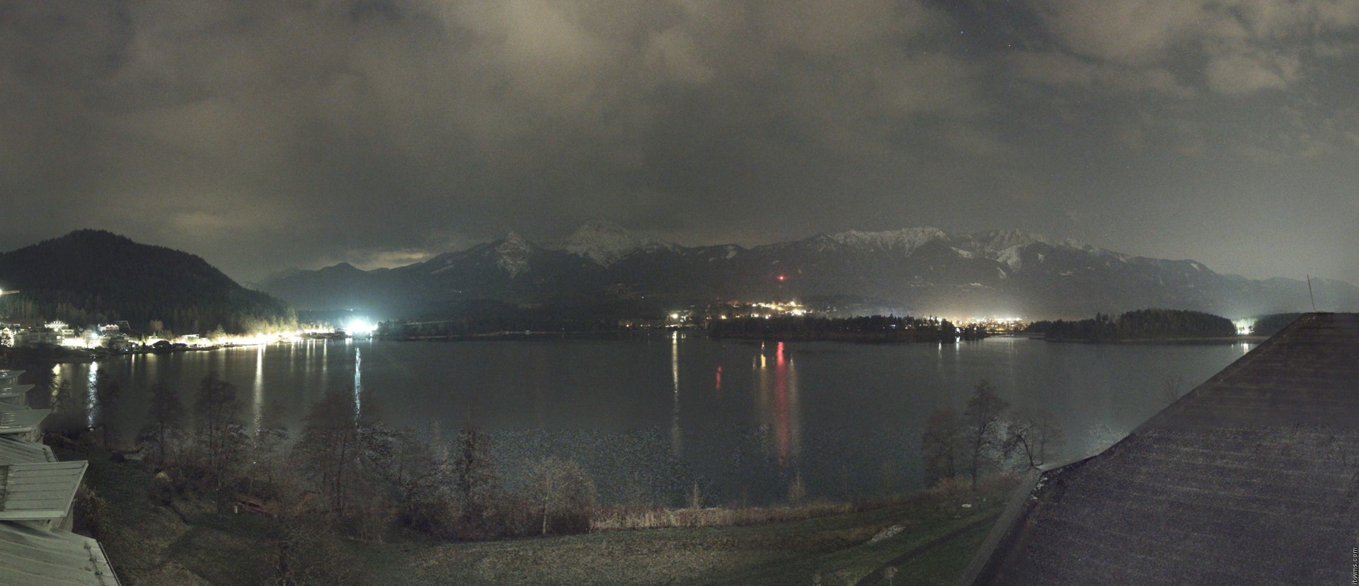 Archiv Foto Webcam Faaker See, Blickrichtung Süden