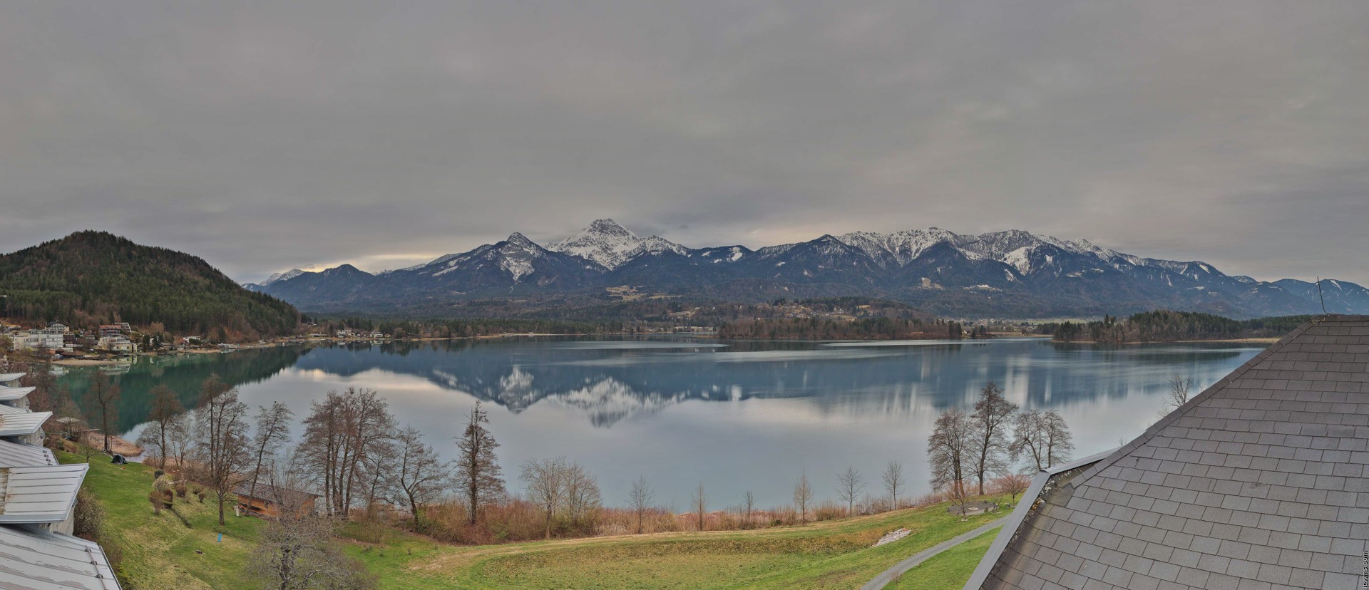Archiv Foto Webcam Faaker See, Blickrichtung Süden