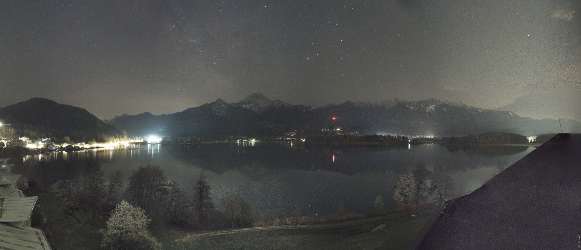 Archiv Foto Webcam Faaker See, Blickrichtung Süden