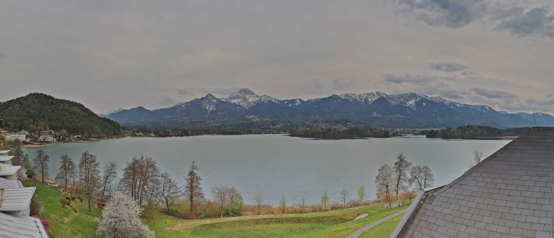 Archived image Webcam Faaker See lake, view direction south