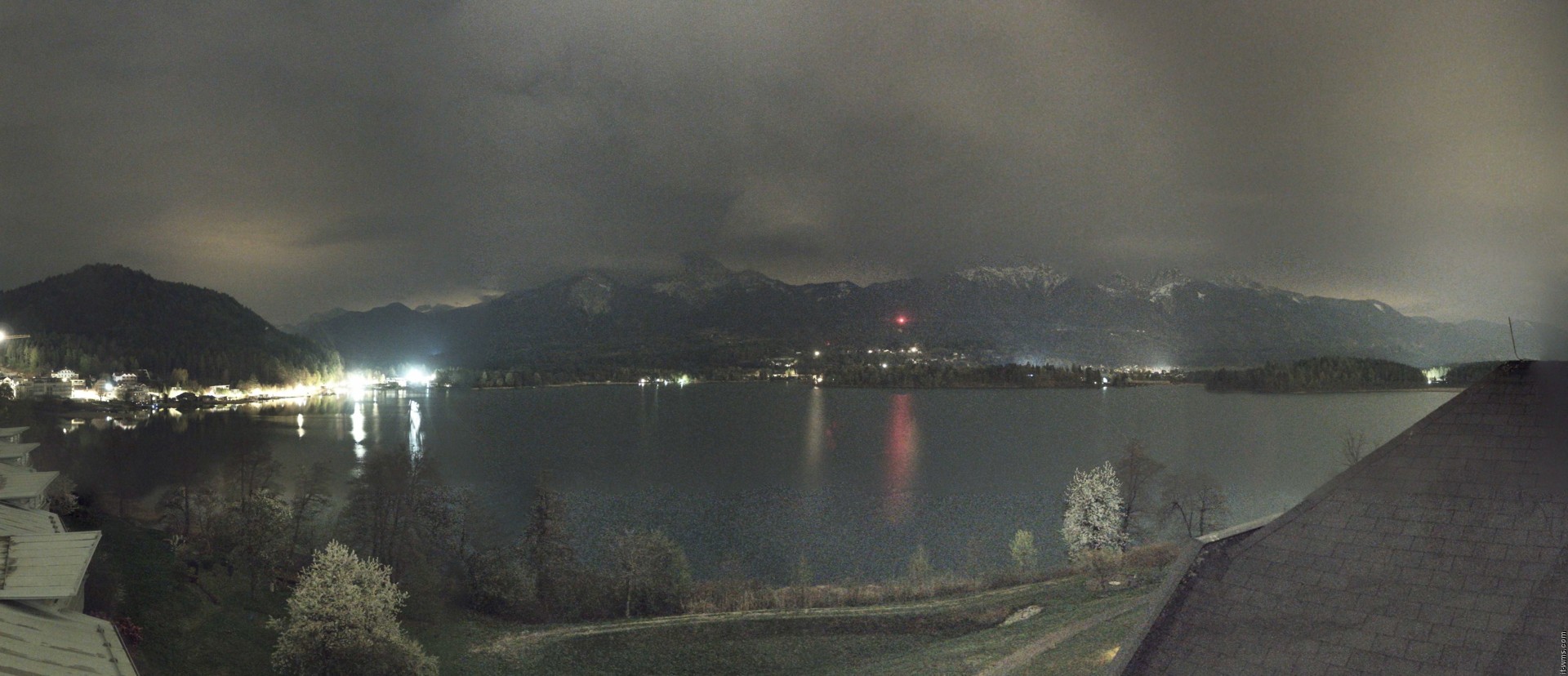 Archiv Foto Webcam Faaker See, Blickrichtung Süden