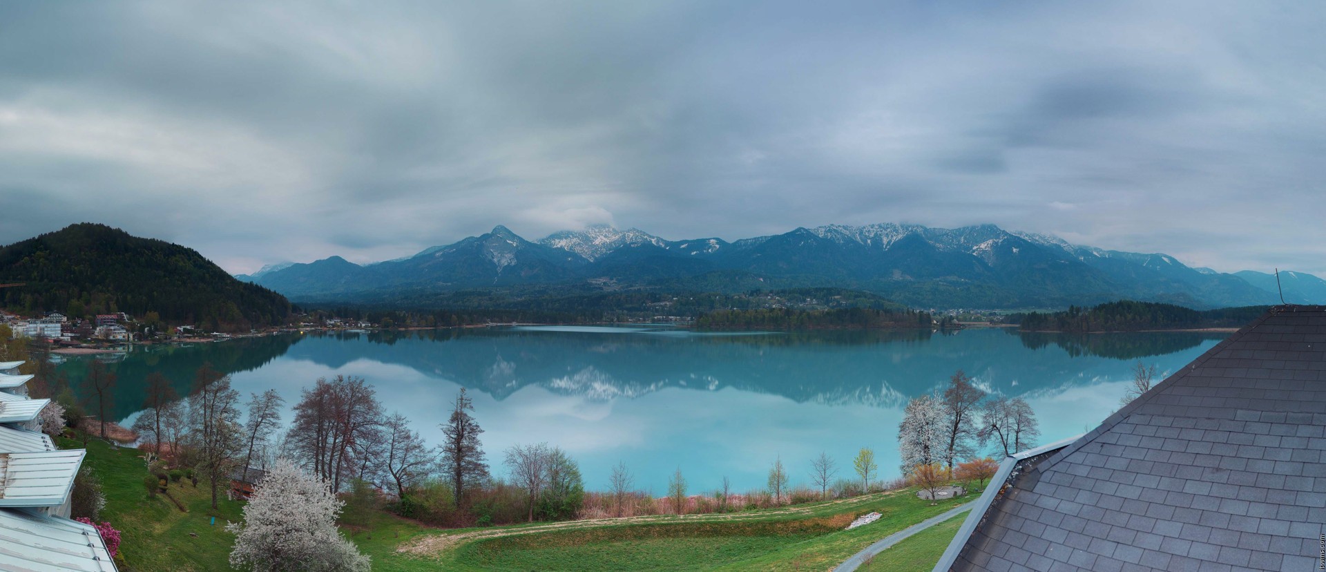 Archiv Foto Webcam Faaker See, Blickrichtung Süden